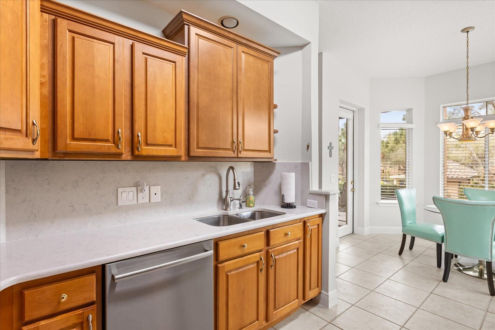 HOWEY MISSION SONOMA CONDO - Residential