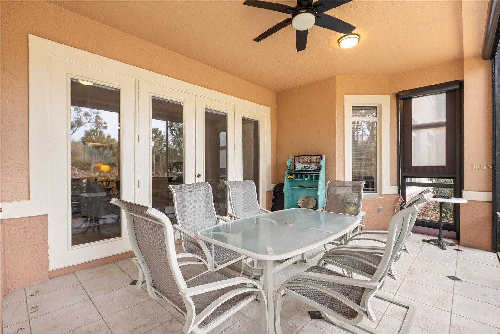 HOWEY MISSION SONOMA CONDO - Residential