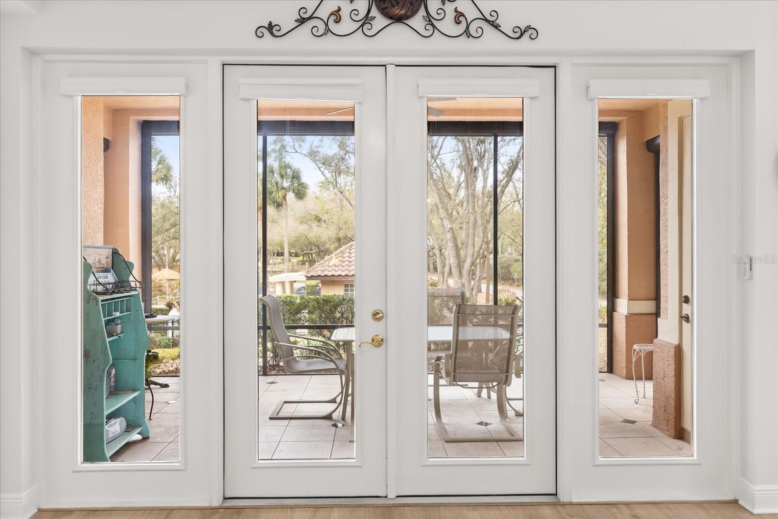 HOWEY MISSION SONOMA CONDO - Residential