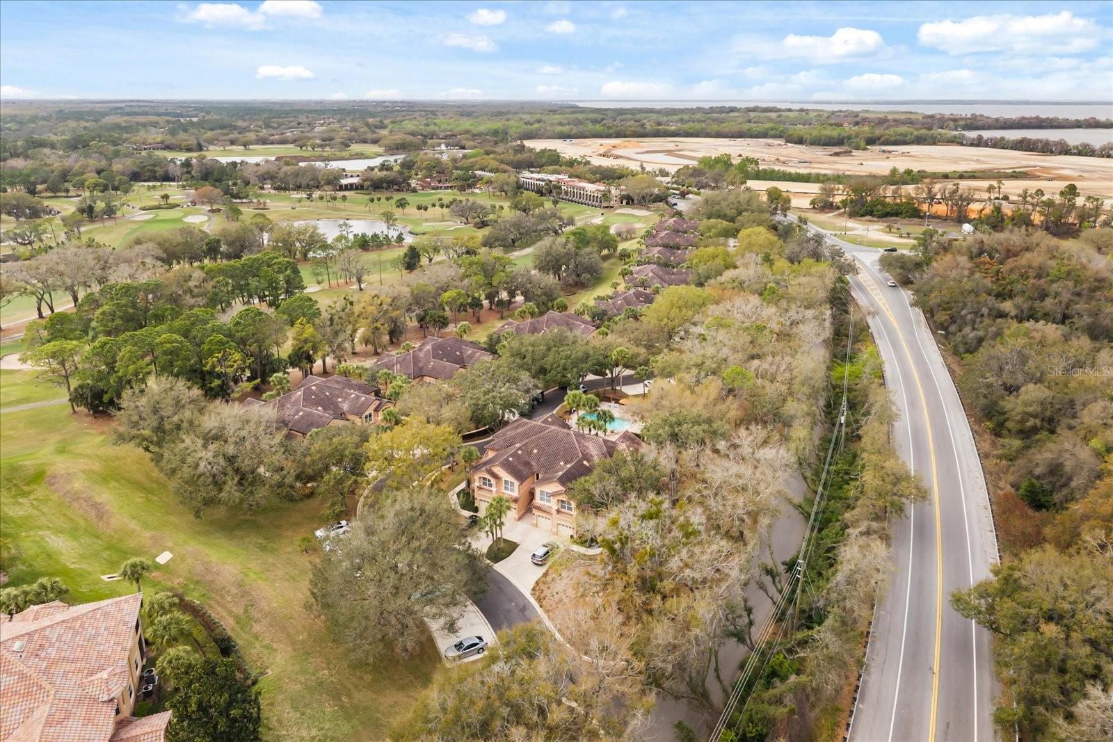 HOWEY MISSION SONOMA CONDO - Residential