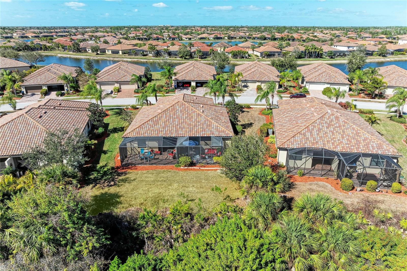 GRAN PARADISO PH 1 - Residential