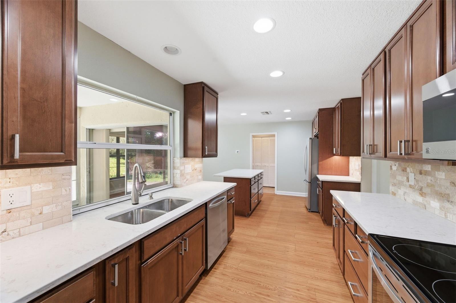 HIGHLAND LAKES - Residential