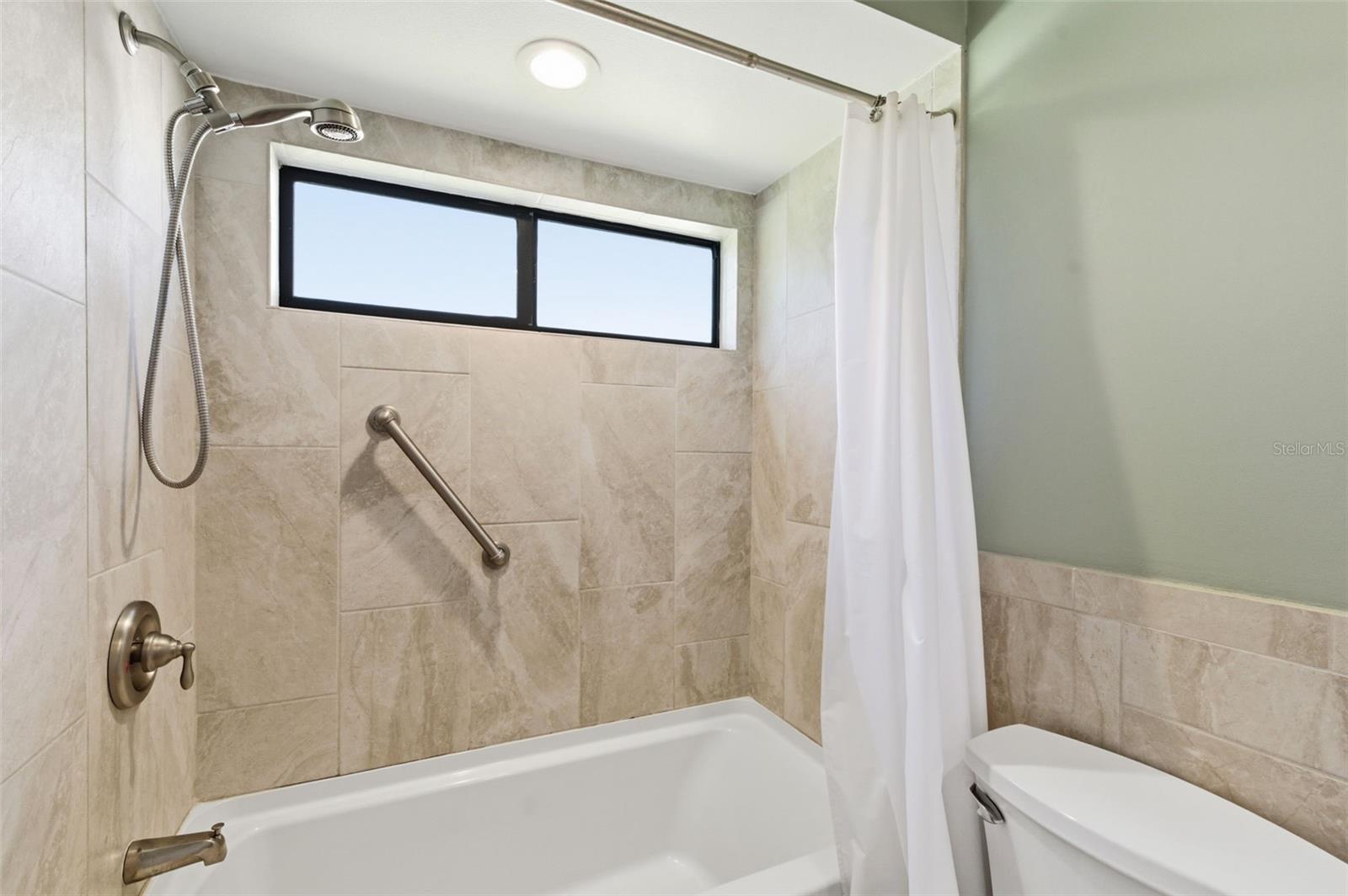 HIGHLAND LAKES - Residential