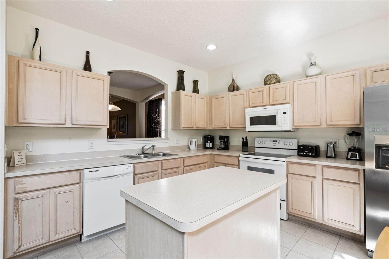 EMERALD ISLAND RESORT - Residential