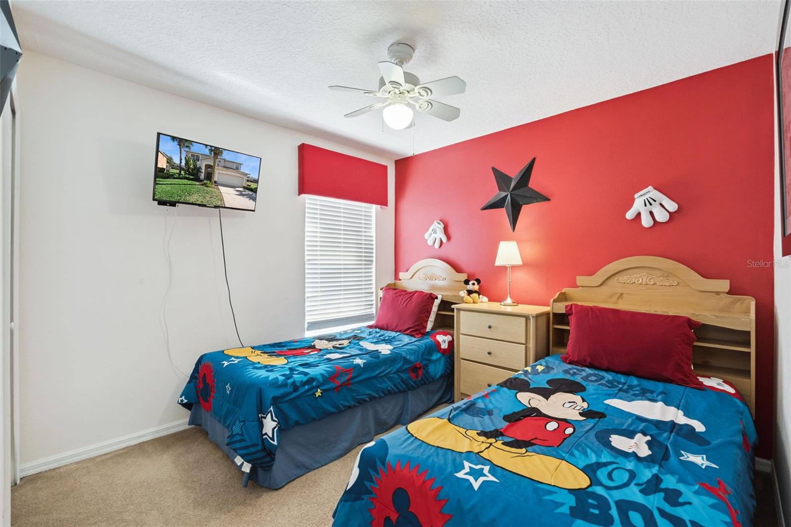 EMERALD ISLAND RESORT - Residential