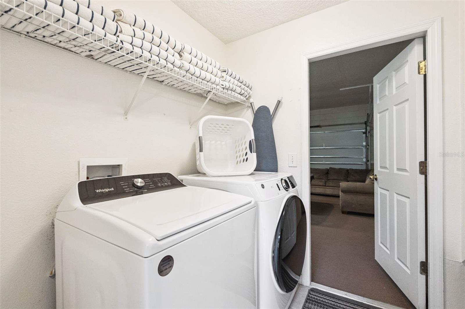 EMERALD ISLAND RESORT - Residential