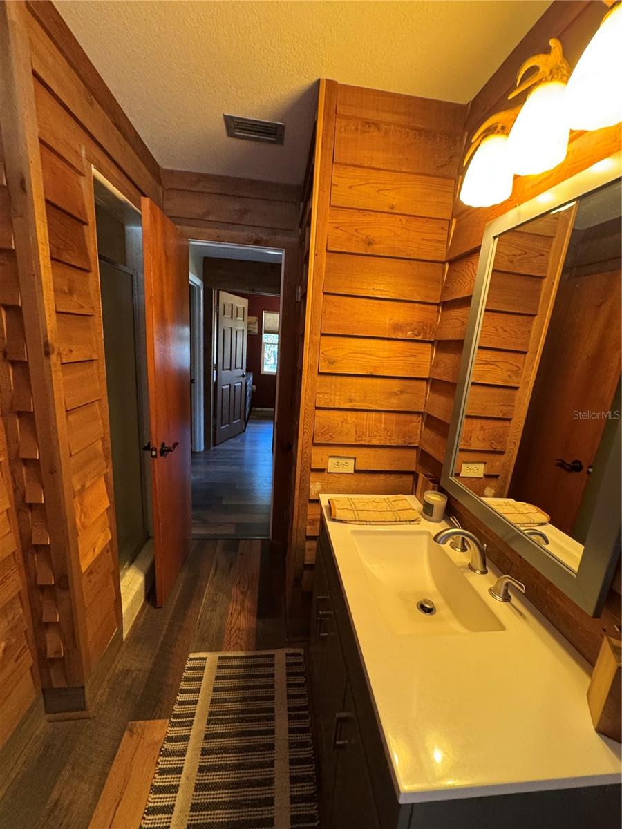 CARIBEE SHORES - Residential
