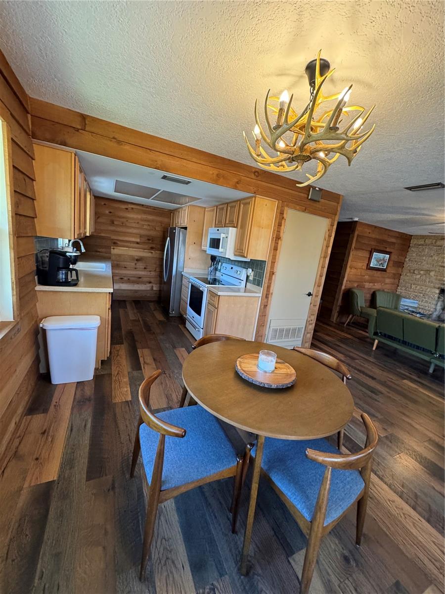 CARIBEE SHORES - Residential