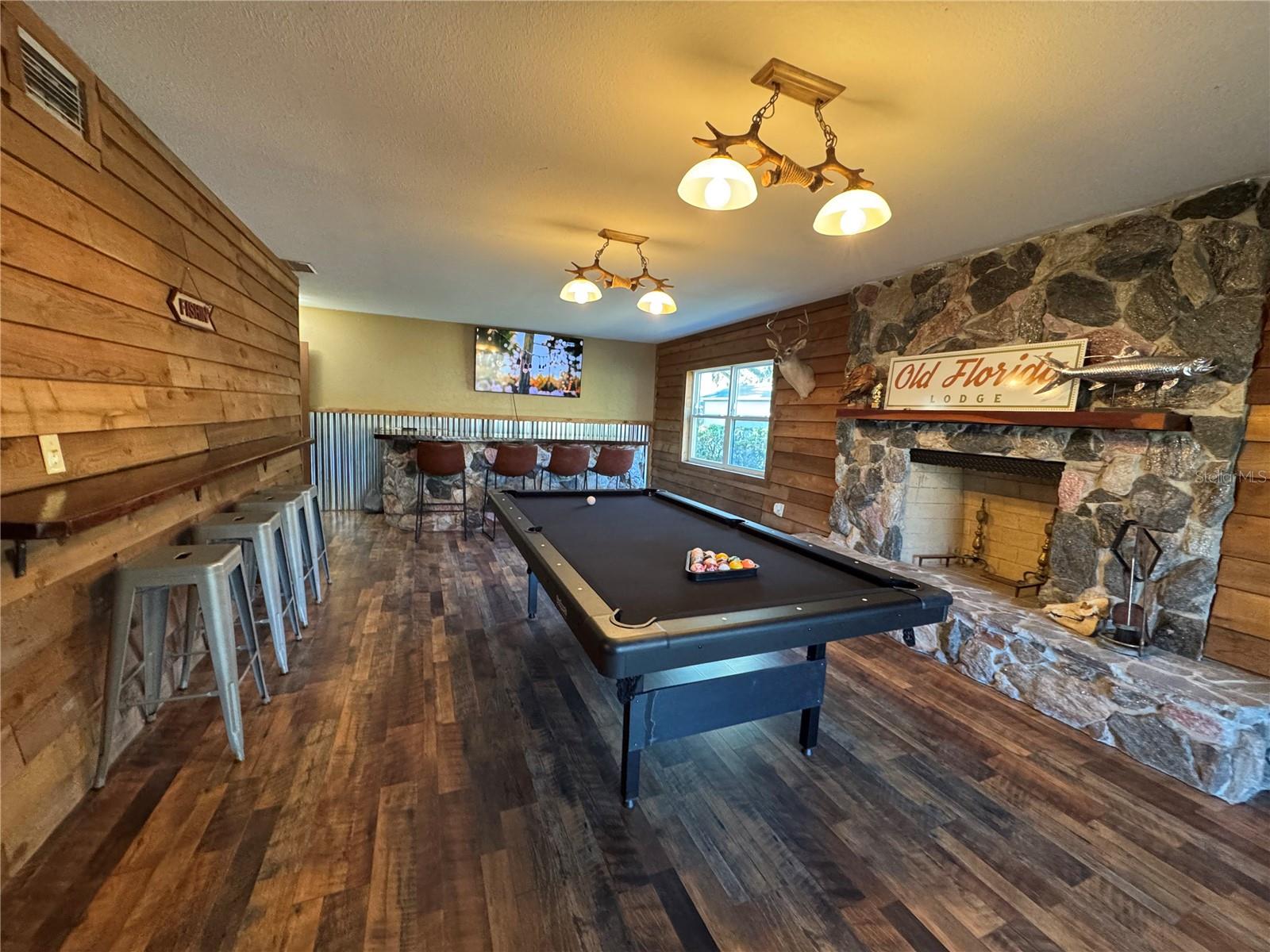 CARIBEE SHORES - Residential