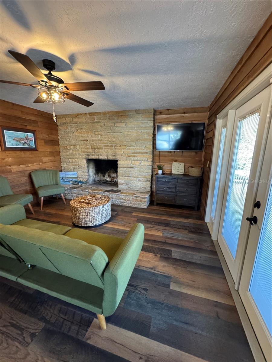 CARIBEE SHORES - Residential