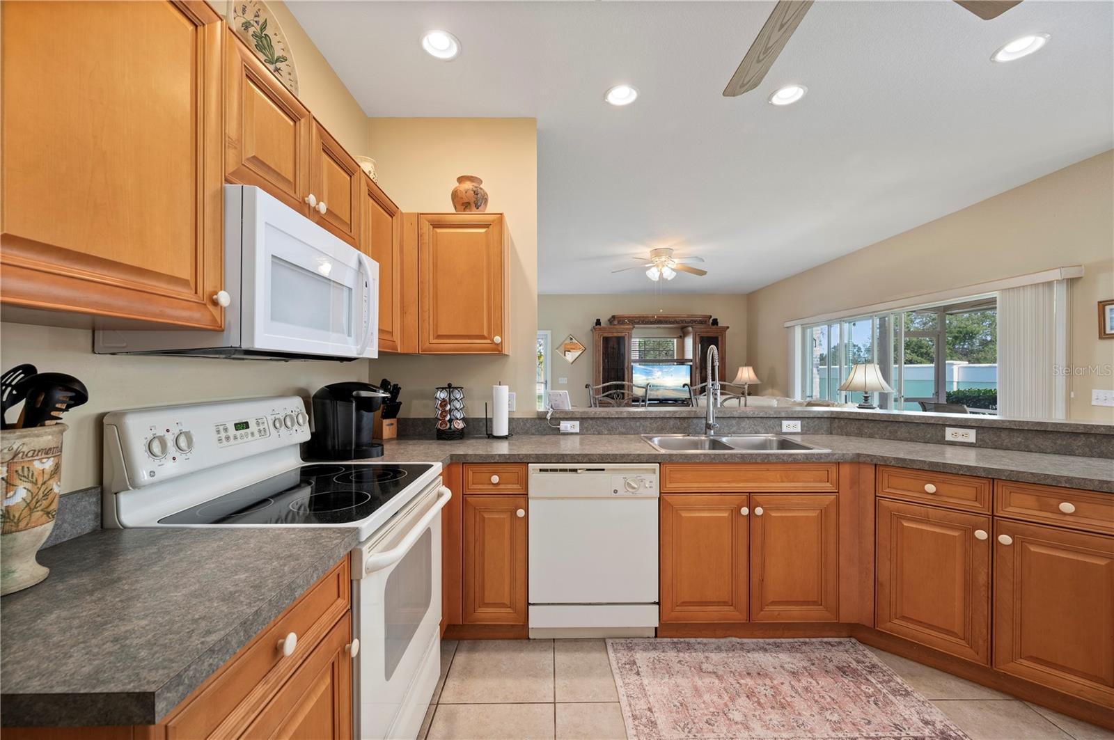 HERITAGE LAKE PARK - Residential