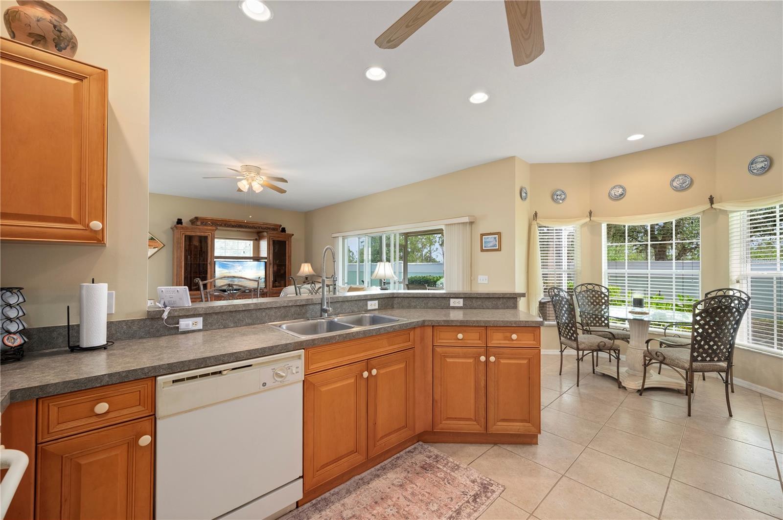 HERITAGE LAKE PARK - Residential