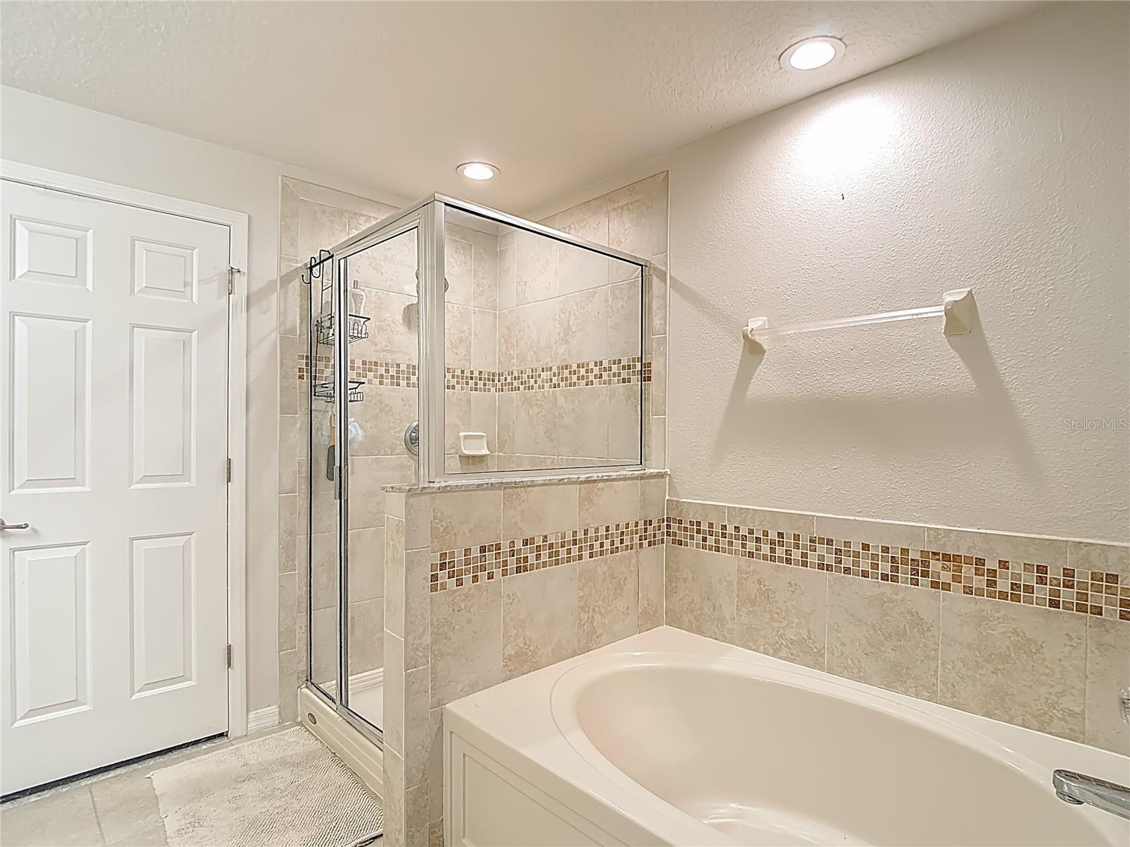 LAKE BRANDON - Residential