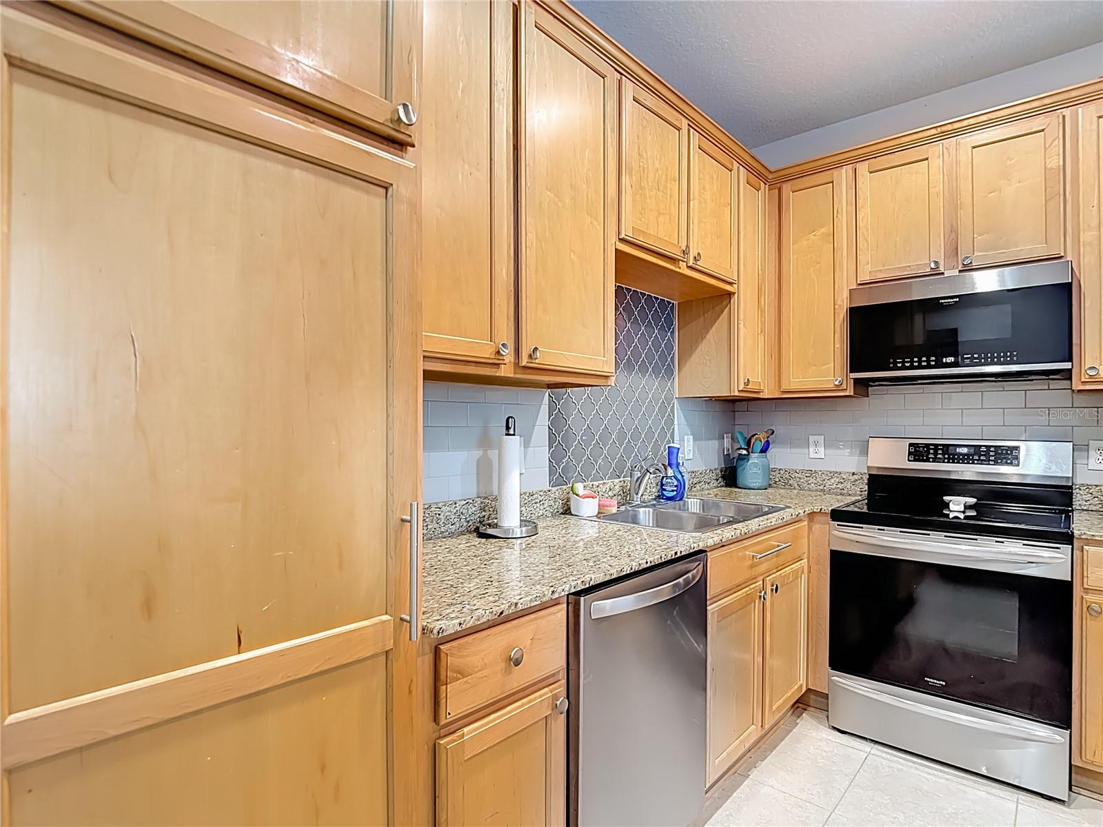 LAKE BRANDON - Residential