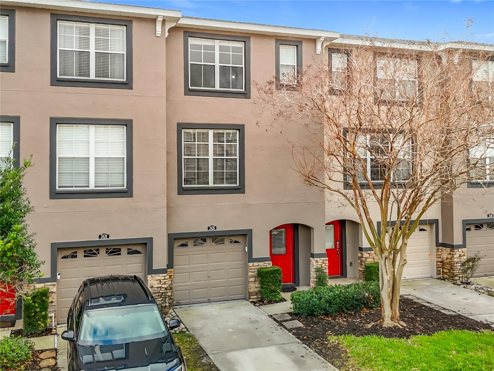 LAKE BRANDON - Residential