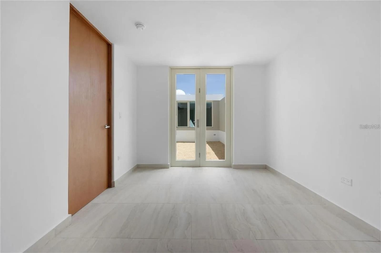 SABANERA DE DORADO - Residential