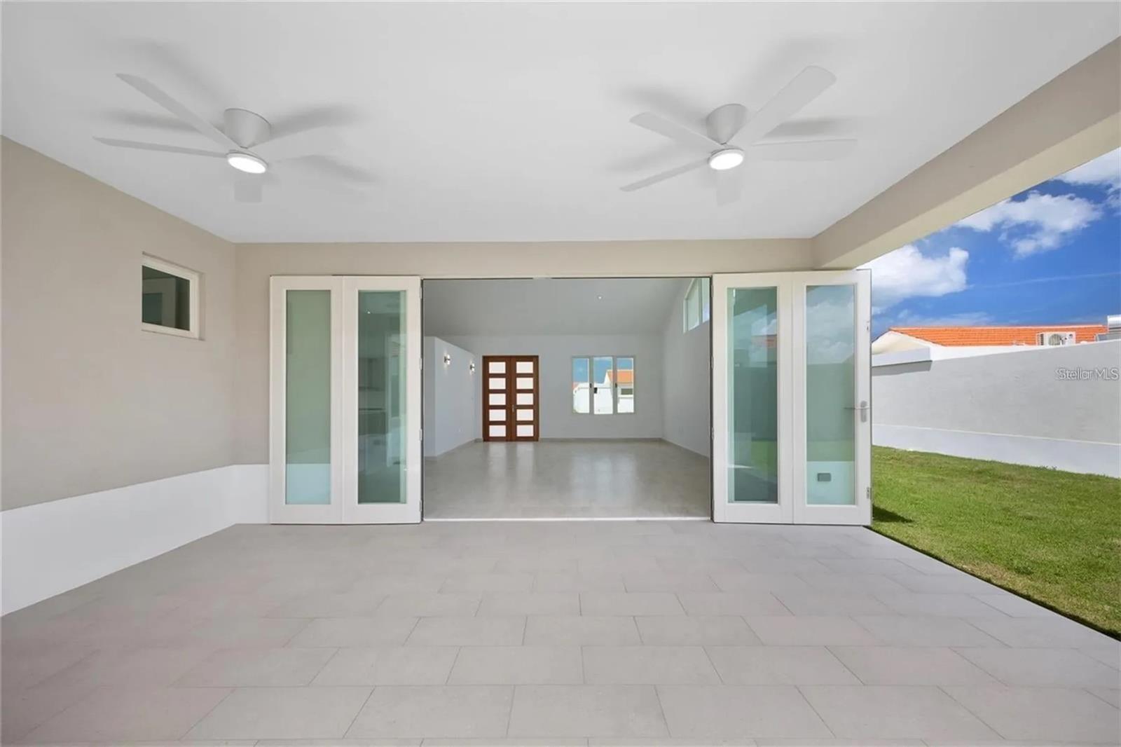 SABANERA DE DORADO - Residential