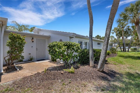 214 Hourglass Way V-4, Sarasota, FL 34242