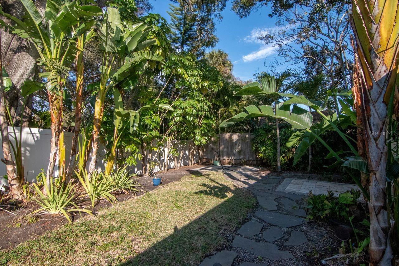 HENDERSON BEACH - Residential