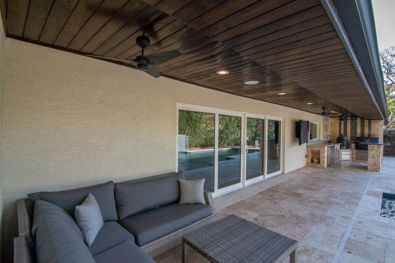 HENDERSON BEACH - Residential