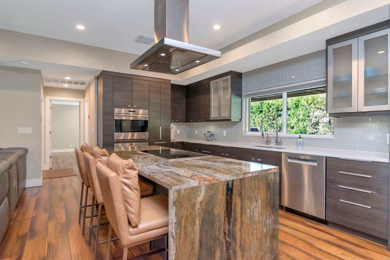 HENDERSON BEACH - Residential