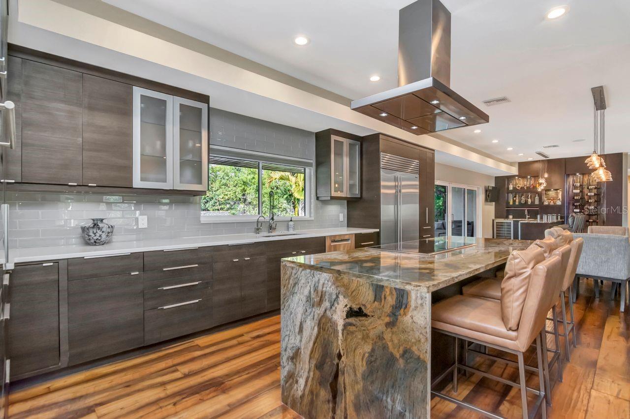 HENDERSON BEACH - Residential