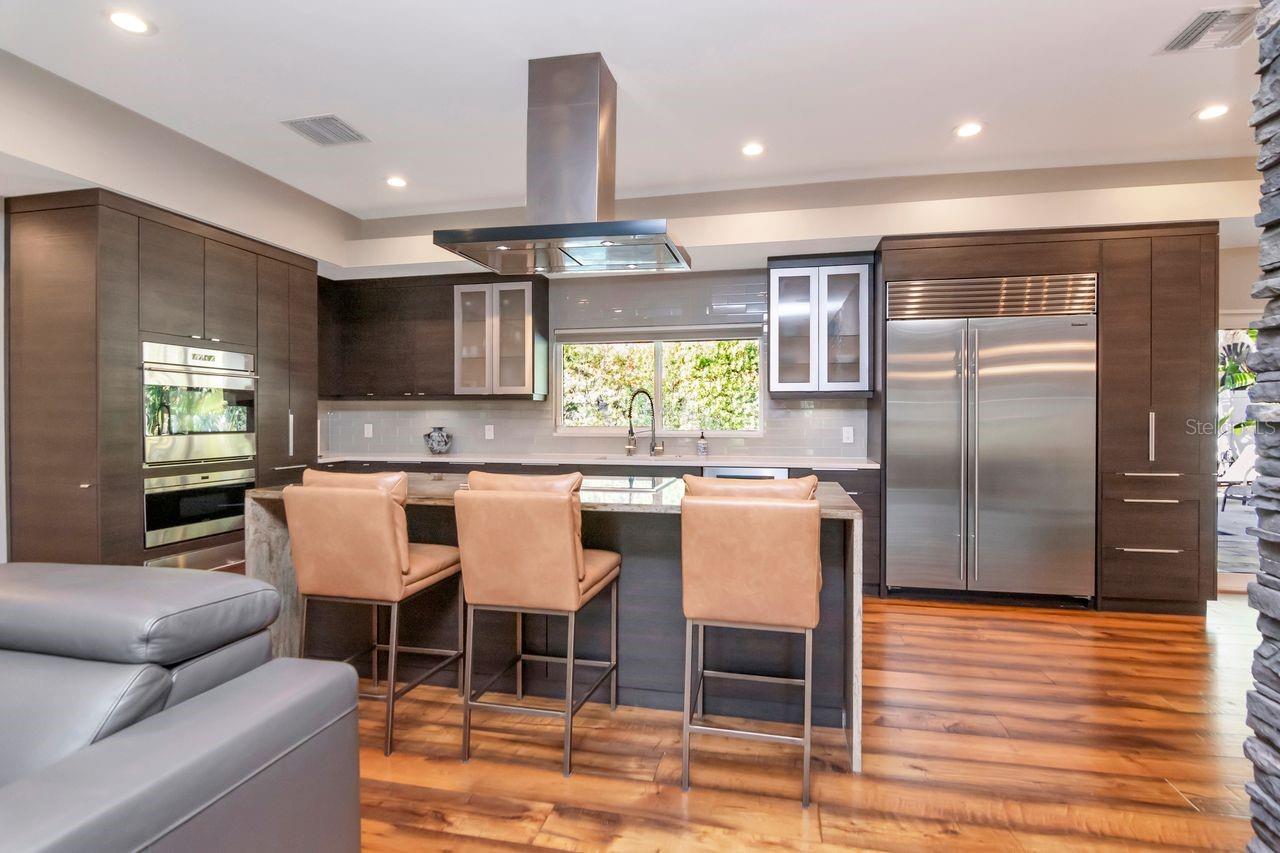 HENDERSON BEACH - Residential