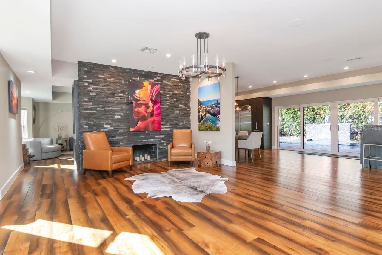 HENDERSON BEACH - Residential