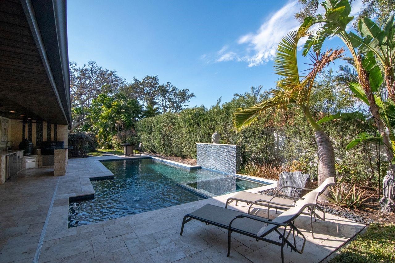 HENDERSON BEACH - Residential