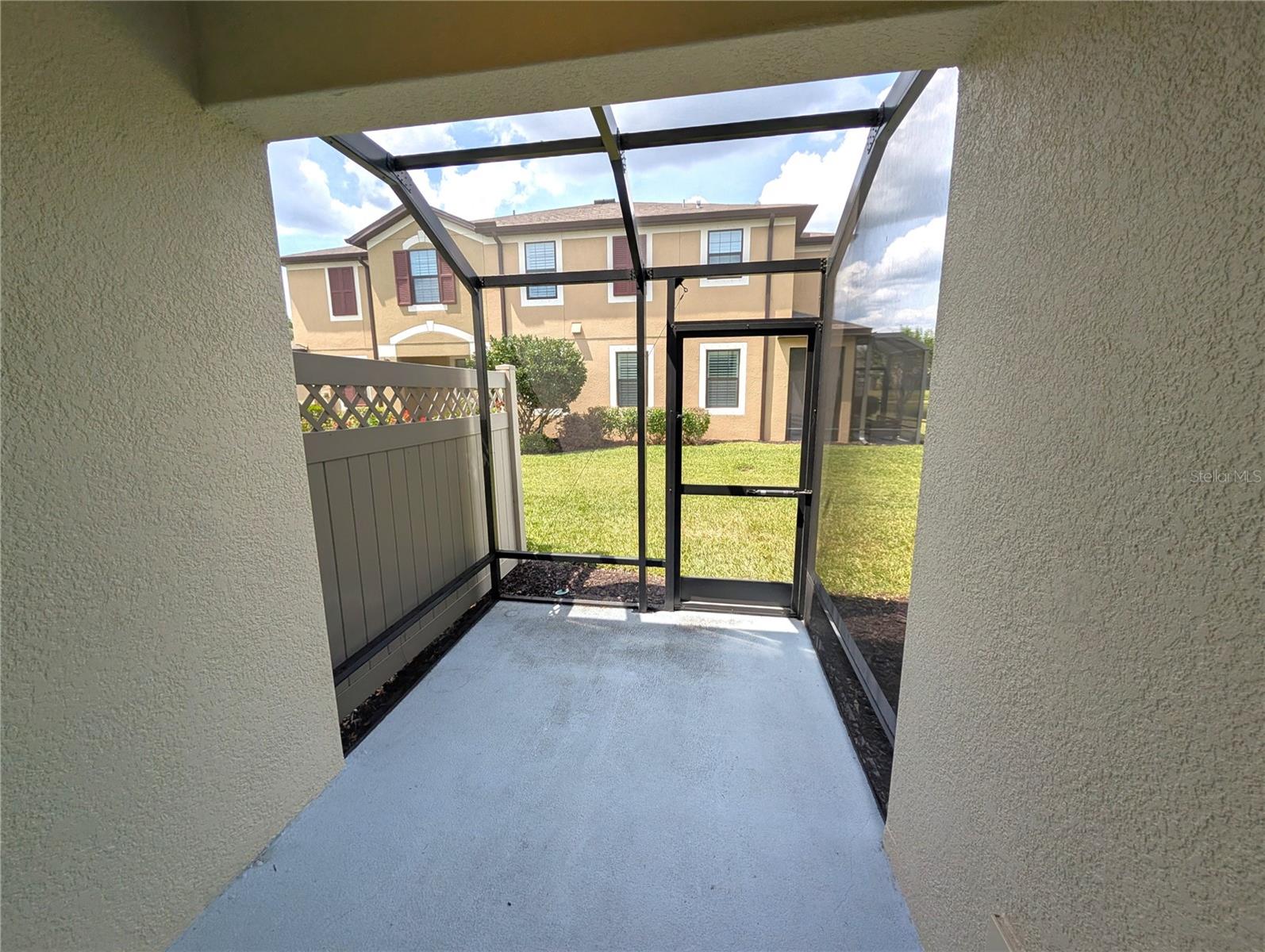 WEST LAKE TWNHMS PH 2 - Residential Lease