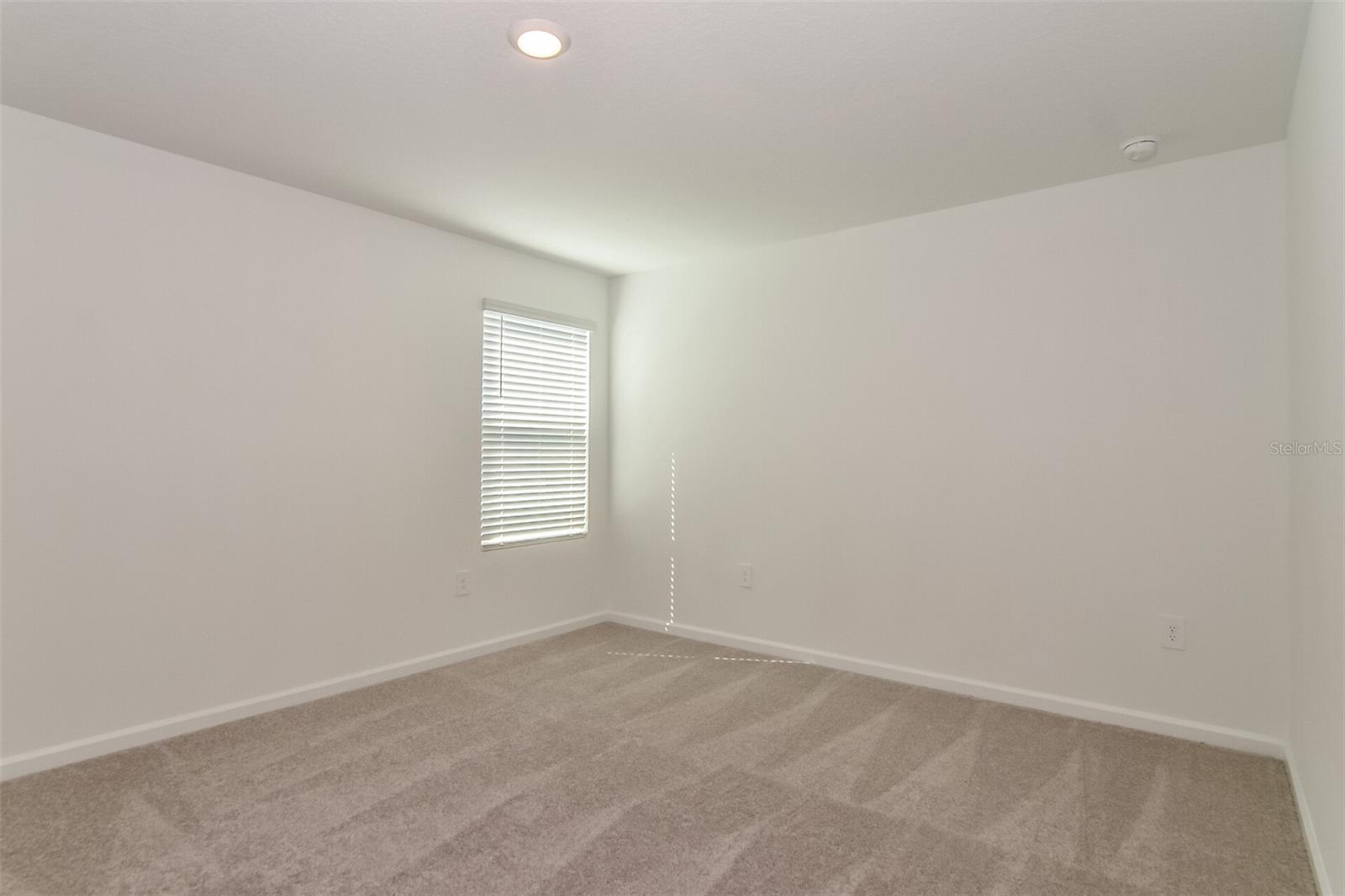 HAMILTON BLUFF SUB - Residential Lease