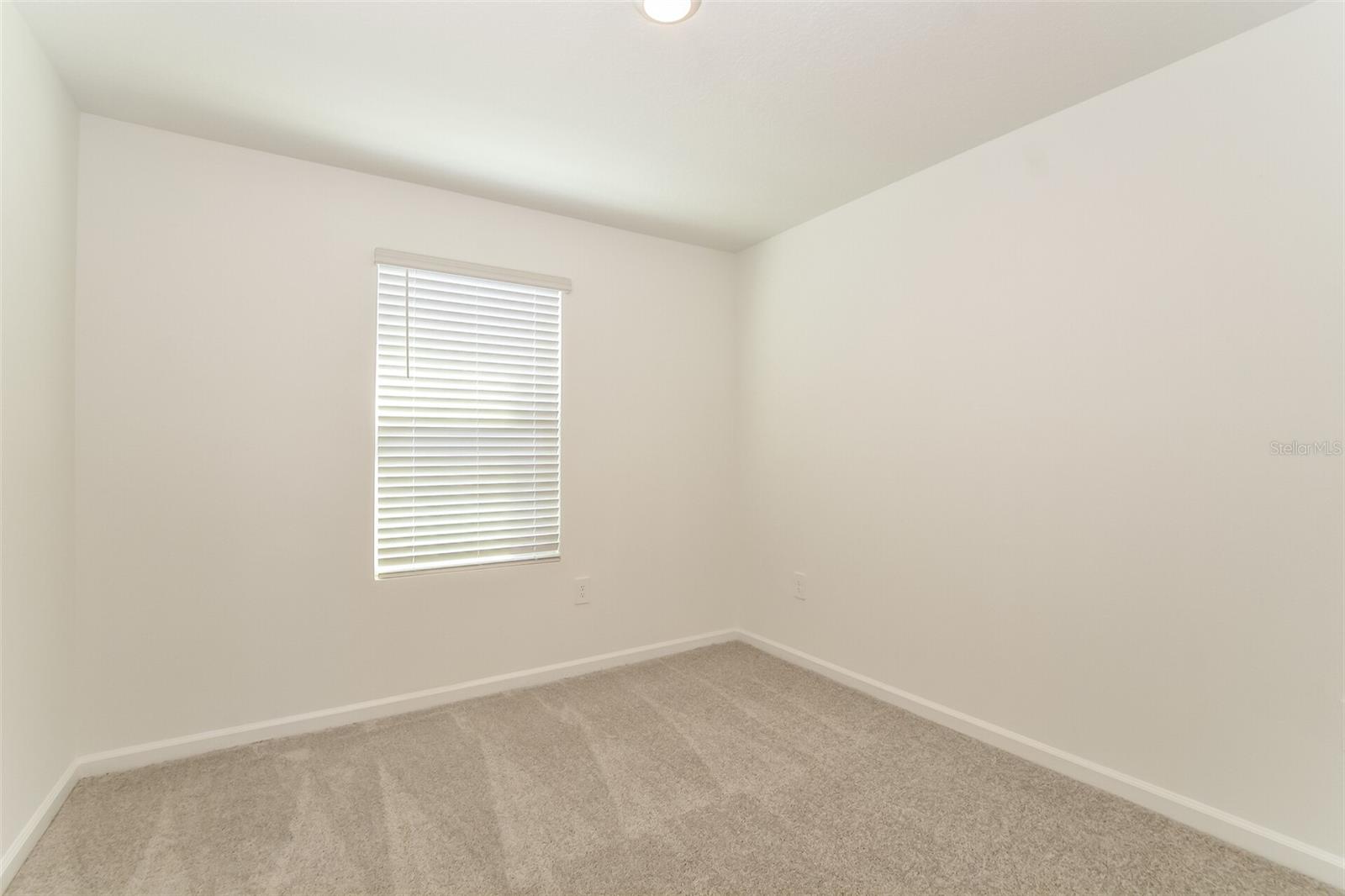 HAMILTON BLUFF SUB - Residential Lease