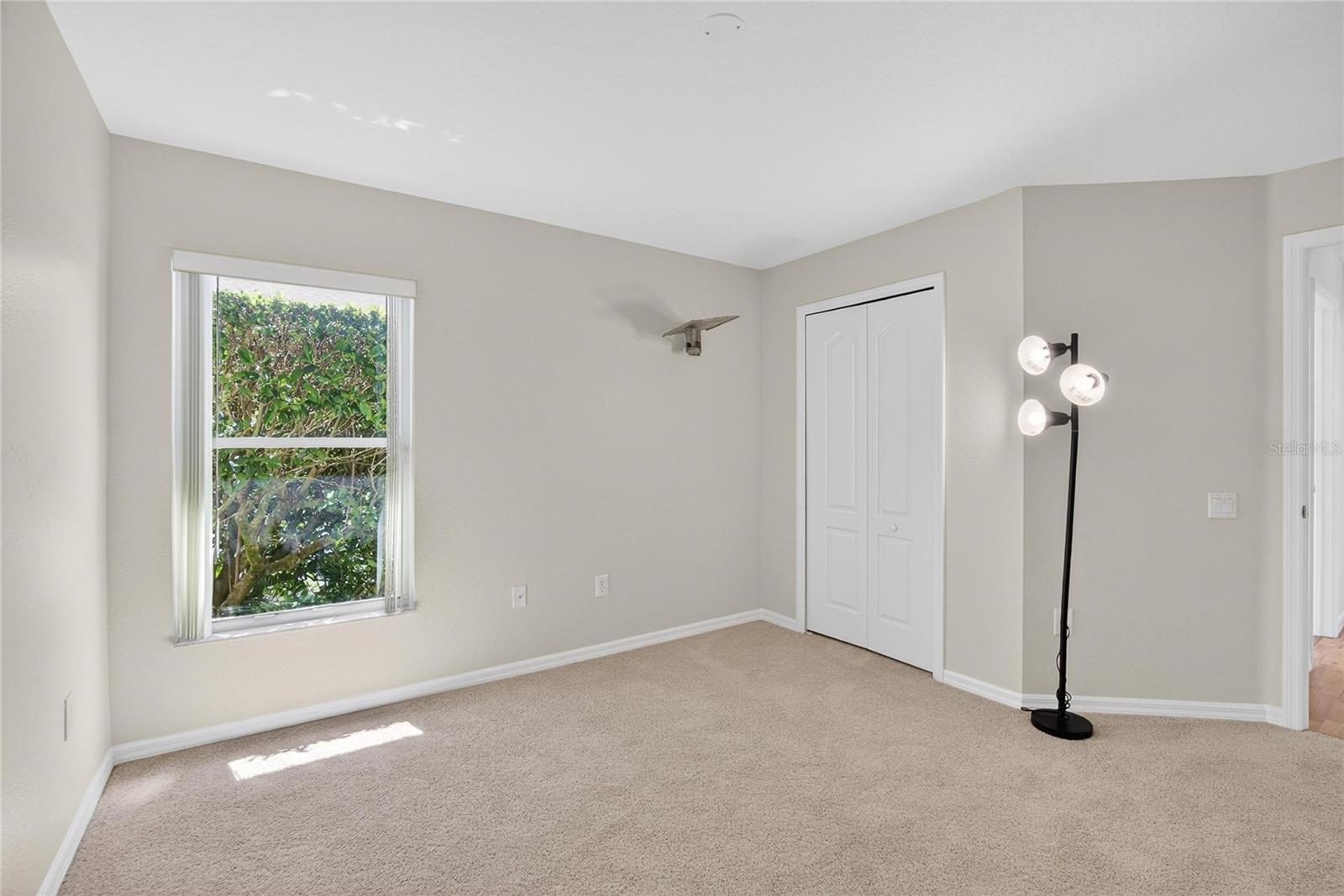 LANDINGS AT BELL LAKE PH 01 - Residential
