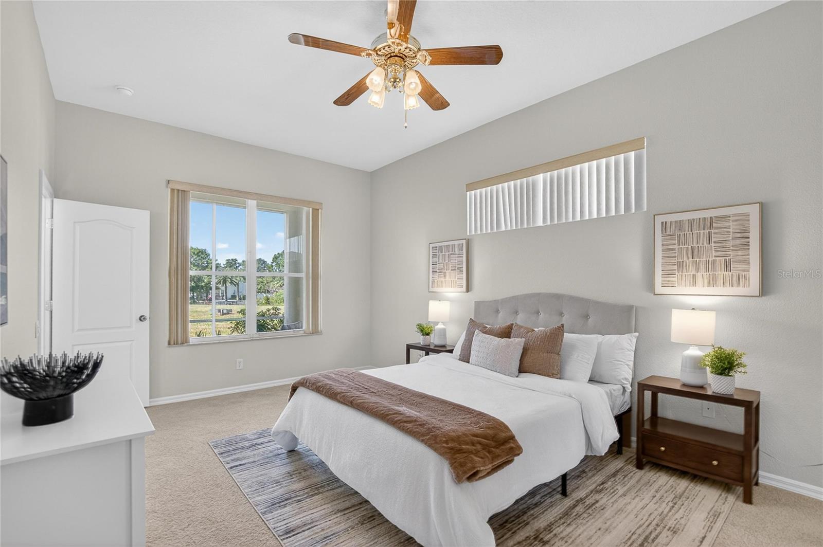 LANDINGS AT BELL LAKE PH 01 - Residential