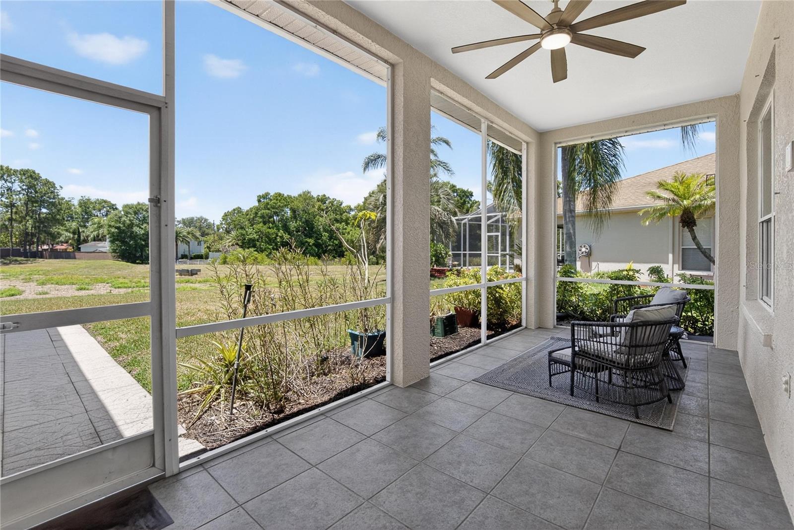 LANDINGS AT BELL LAKE PH 01 - Residential