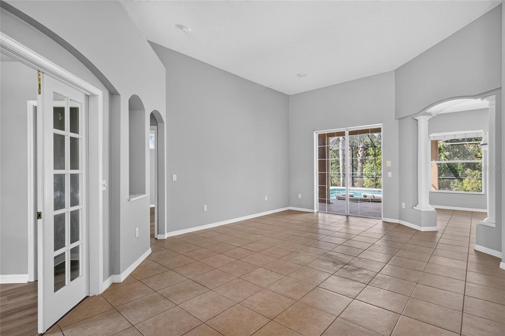 Photo of 12263 Creek Edge Drive, Riverview, FL 33579 (MLS # TB8557977)
