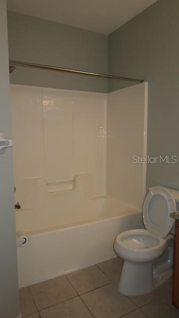 VILLAGES OF BLOOMINGDALE CONDO - Residential