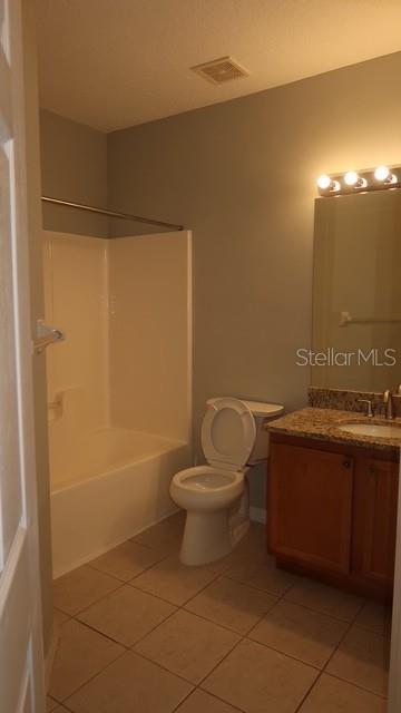 VILLAGES OF BLOOMINGDALE CONDO - Residential