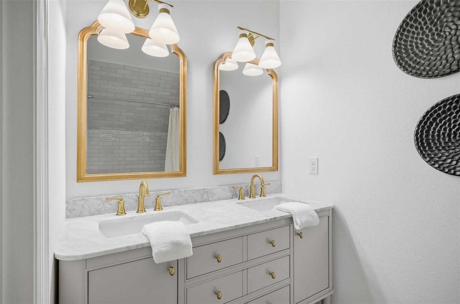 SANCTUARY SUB - Residential