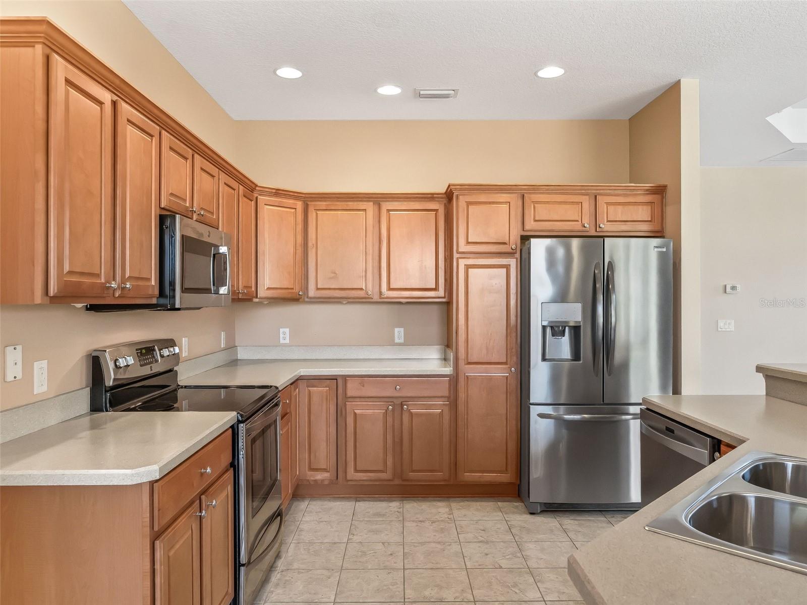 2157 BLACKVILLE DRIVE