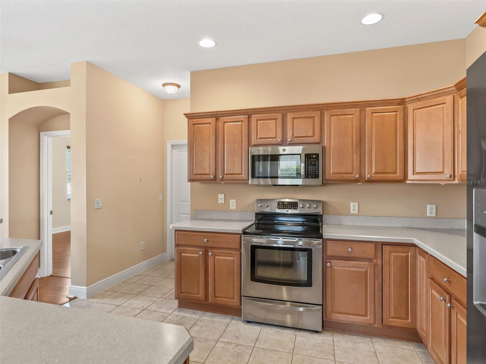 2157 BLACKVILLE DRIVE