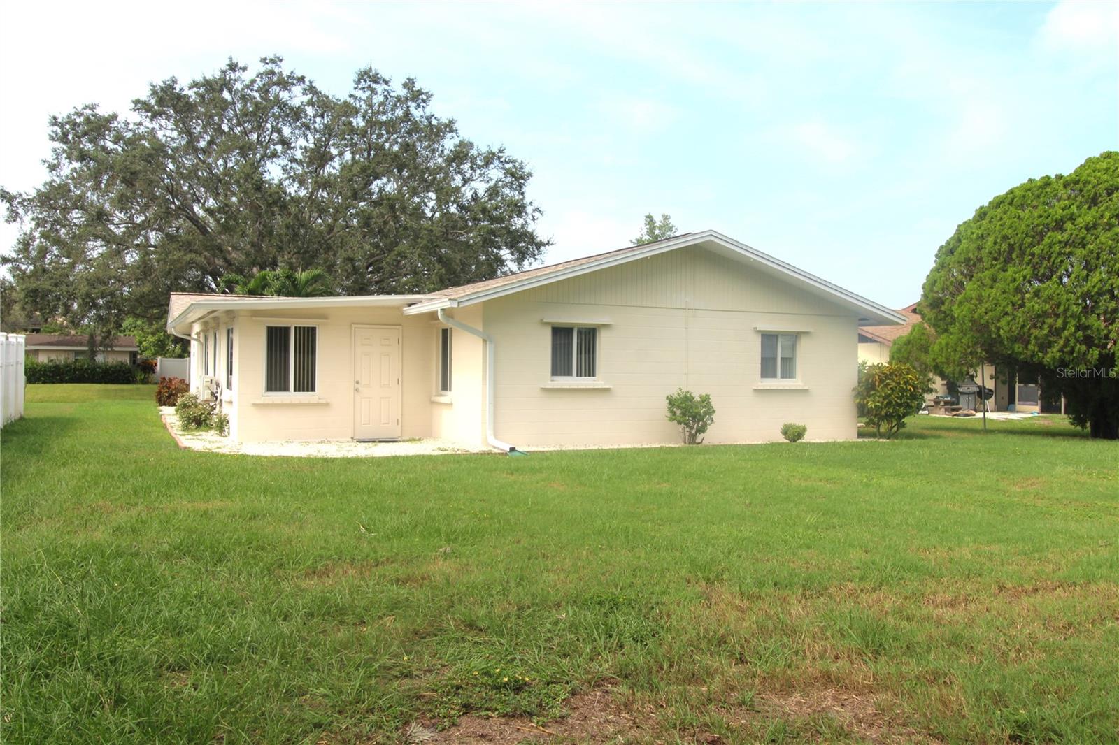 SOUTH GATE RIDGE 02 - Residential Lease