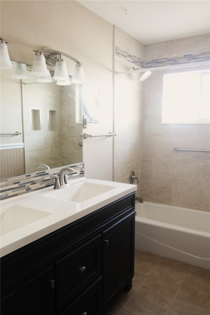 SOUTH GATE RIDGE 02 - Residential Lease