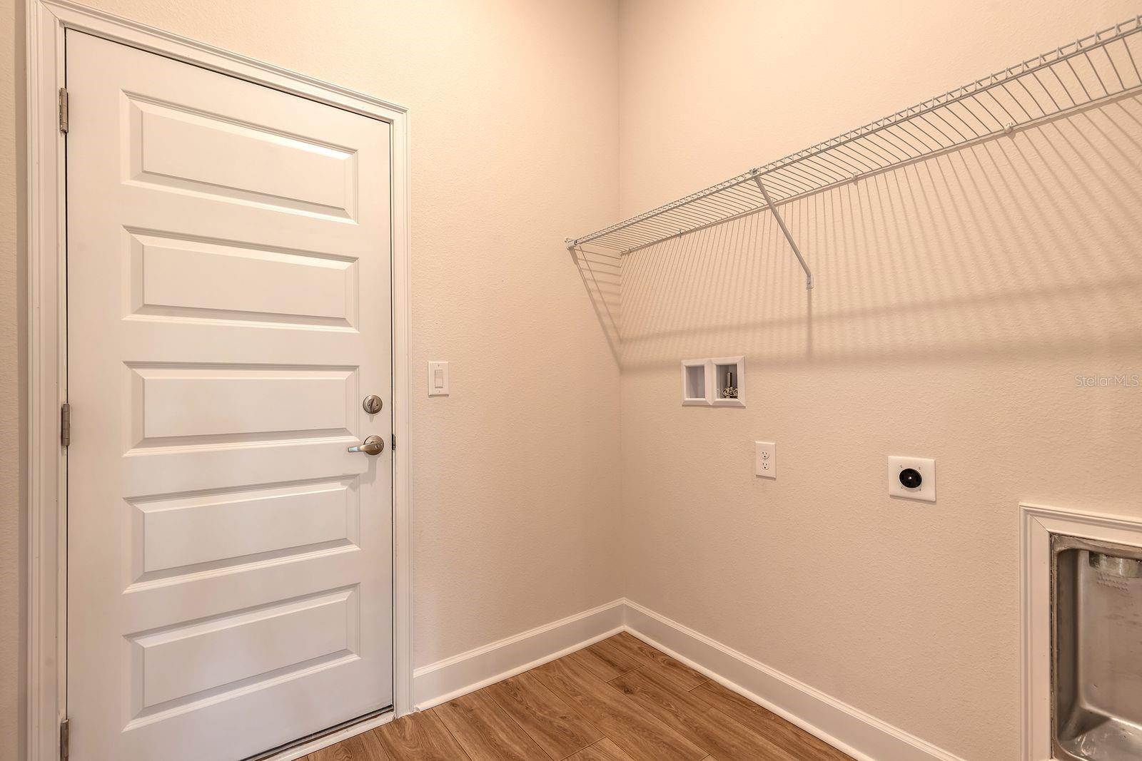 SEMINOLE WOODS - Residential