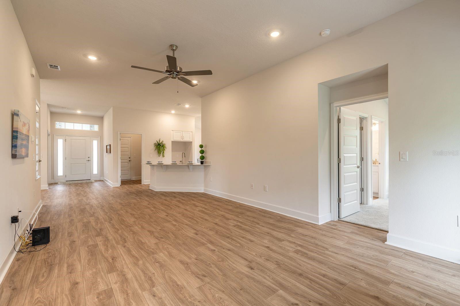 SEMINOLE WOODS - Residential