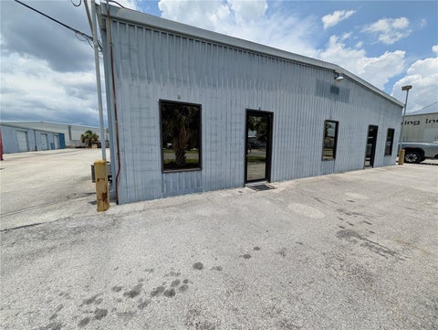 Photo of 207 Gandy Road, Auburndale, FL 33823 (MLS # S5155320)
