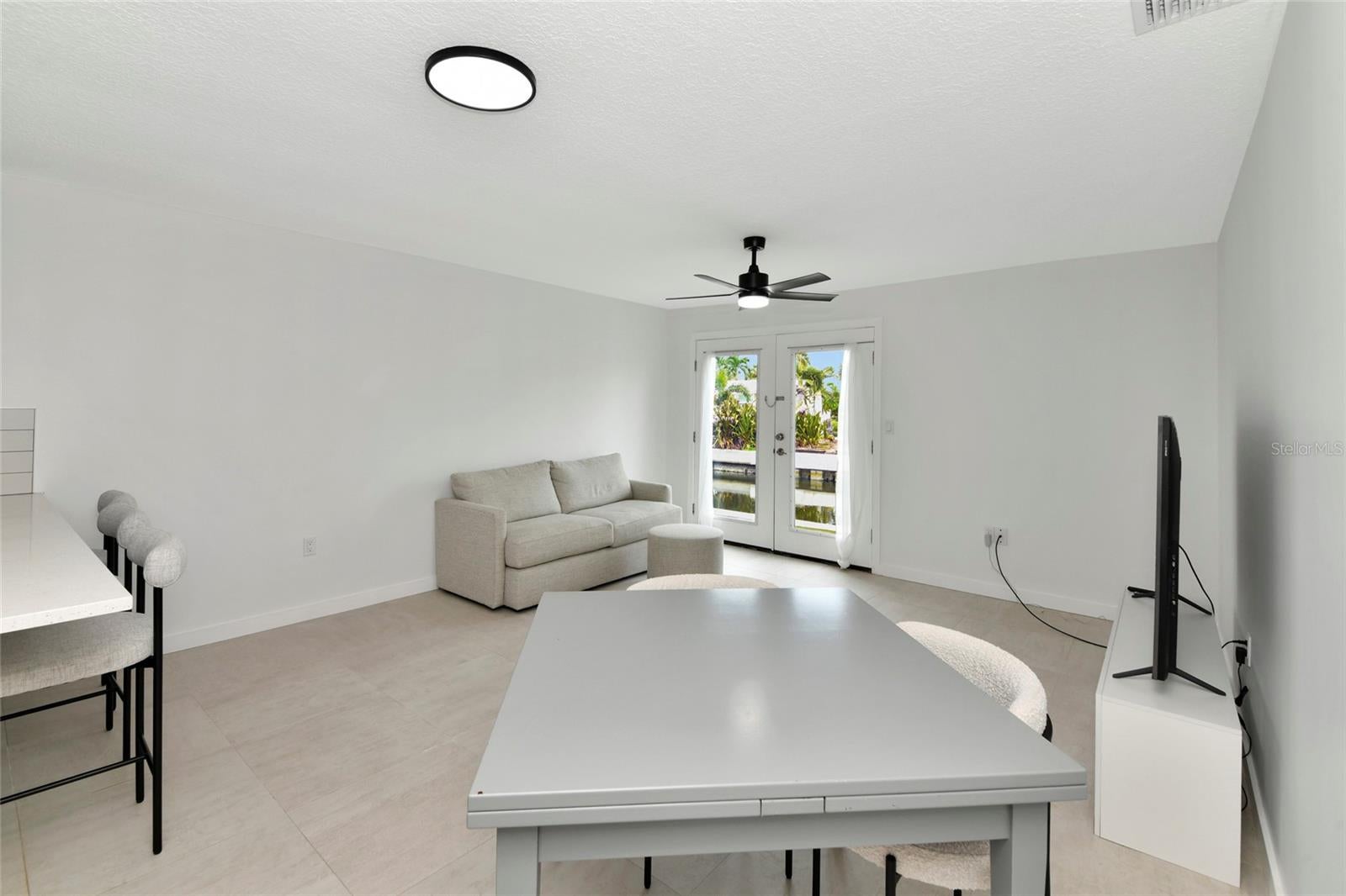 729 SAINT JUDES DRIVE S 2