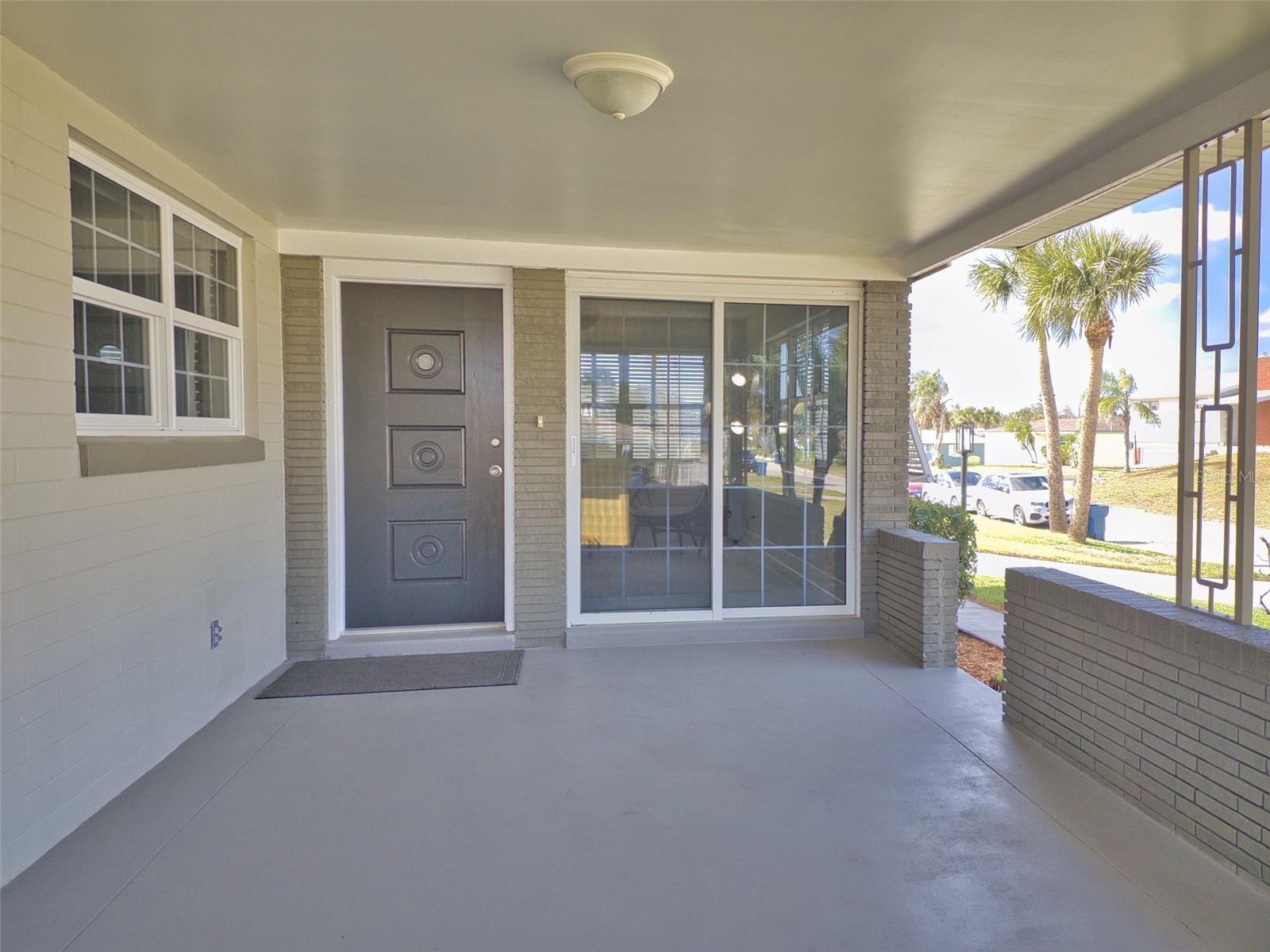 18 SILK OAKS DRIVE