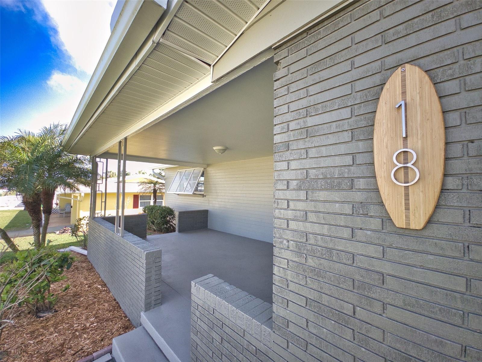18 SILK OAKS DRIVE