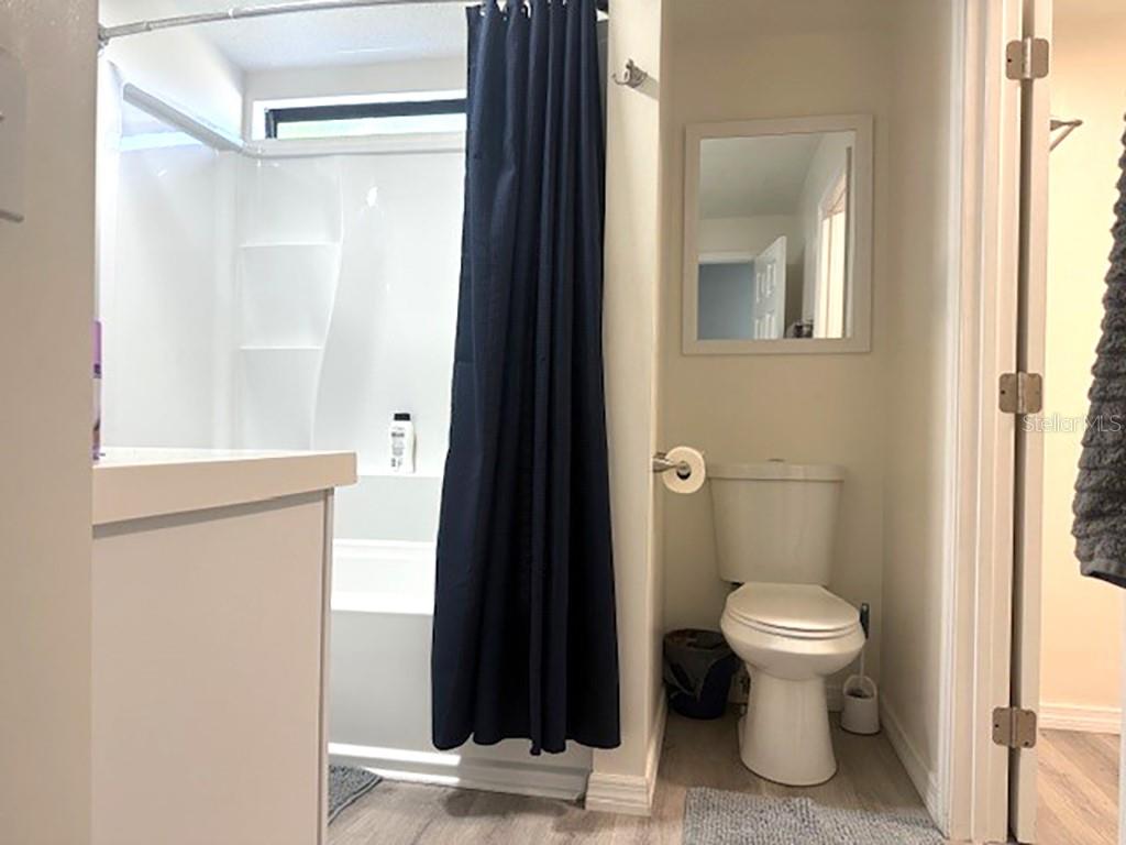 YACHTHAVEN ESTATES 1ST ADD - Residential Lease